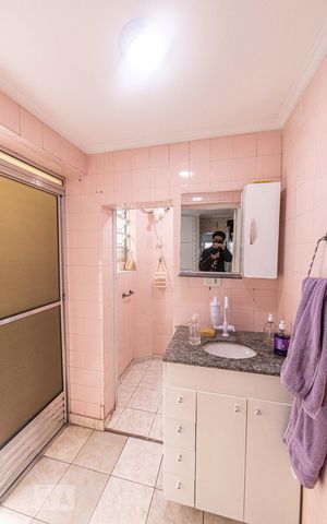 Casa à venda com 105m², 2 quartos e 2 vagas Casa à venda com 105m², 2 quartos e 2 vagasBanheiro Social (cozinha)