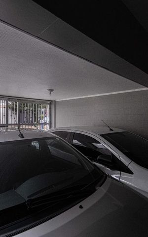 Casa à venda com 105m², 2 quartos e 2 vagas Casa à venda com 105m², 2 quartos e 2 vagasGaragem