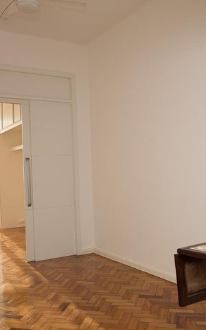 Apartamento à venda com 40m², 1 quarto e sem vaga Apartamento à venda com 40m², 1 quarto e sem vagaSala