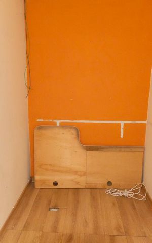 Casa para alugar com 82m², 2 quartos e sem vagaEscritório