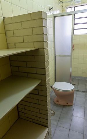 Casa para alugar com 82m², 2 quartos e sem vagaBanheiro