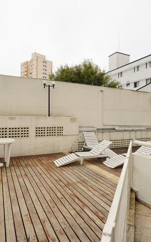 Apartamento à venda com 80m², 3 quartos e 2 vagas Apartamento à venda com 80m², 3 quartos e 2 vagasPiscina