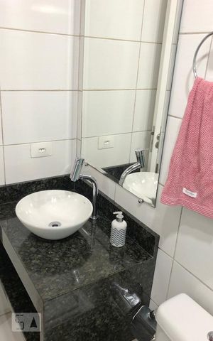 Apartamento à venda com 65m², 3 quartos e 1 vaga Apartamento à venda com 65m², 3 quartos e 1 vagaBanheiro da Suíte