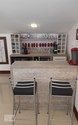 Casa de condomínio para alugar com 160m², 3 quartos e 2 vagas Casa de condomínio para alugar com 160m², 3 quartos e 2 vagasSótão (3º andar)