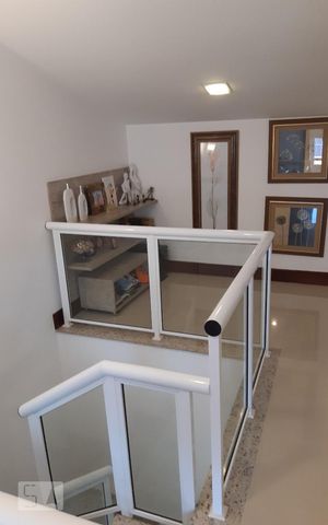 Casa de condomínio para alugar com 160m², 3 quartos e 2 vagas Casa de condomínio para alugar com 160m², 3 quartos e 2 vagasSótão (3º andar)