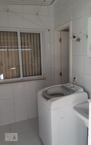 Casa de condomínio para alugar com 160m², 3 quartos e 2 vagas Casa de condomínio para alugar com 160m², 3 quartos e 2 vagasÁrea de Serviço (1º andar)