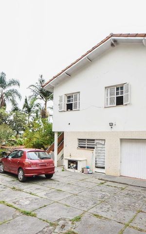 Casa para alugar com 70m², 3 quartos e 1 vaga Casa para alugar com 70m², 3 quartos e 1 vagaCasa dos Fundos