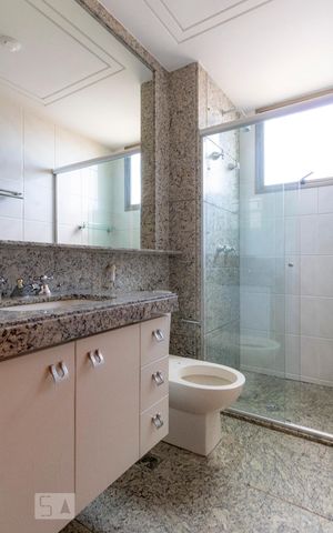 Apartamento para alugar com 167m², 4 quartos e 3 vagasBanheiro Social