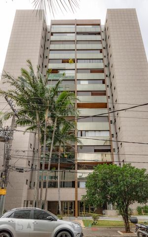 Apartamento para alugar com 167m², 4 quartos e 3 vagasFachada