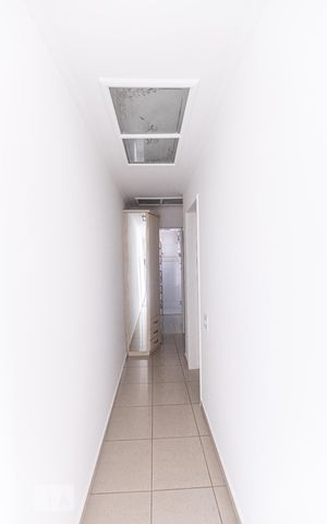 Apartamento para alugar com 68m², 2 quartos e 1 vaga Apartamento para alugar com 68m², 2 quartos e 1 vagaCorredor
