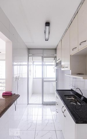 Apartamento para alugar com 68m², 2 quartos e 1 vaga Apartamento para alugar com 68m², 2 quartos e 1 vagaCozinha