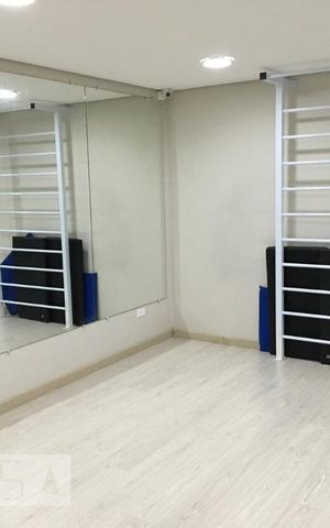Apartamento para alugar com 35m², 1 quarto e 1 vaga Apartamento para alugar com 35m², 1 quarto e 1 vagaÁrea Comum - Academia
