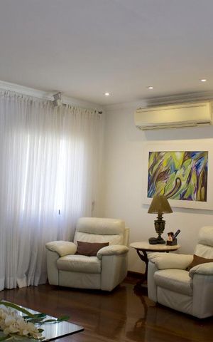 Apartamento à venda com 380m², 5 quartos e 5 vagas Apartamento à venda com 380m², 5 quartos e 5 vagasSala de Estar