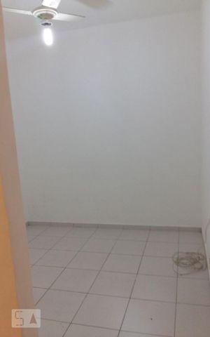 Studio à venda com 27m², 1 quarto e sem vaga Studio à venda com 27m², 1 quarto e sem vagaQuarto