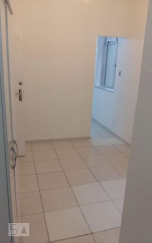 Studio à venda com 27m², 1 quarto e sem vaga Studio à venda com 27m², 1 quarto e sem vagaQuarto