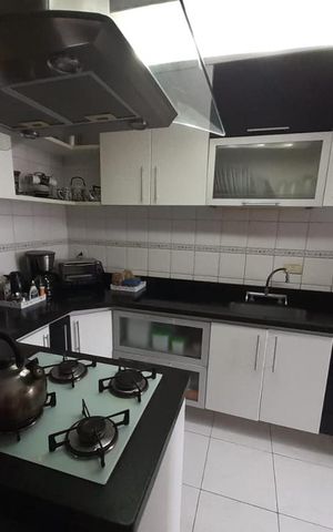 Apartamento à venda com 79m², 2 quartos e 1 vaga Apartamento à venda com 79m², 2 quartos e 1 vagaCozinha