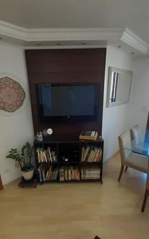 Apartamento à venda com 79m², 2 quartos e 1 vaga Apartamento à venda com 79m², 2 quartos e 1 vagaSala