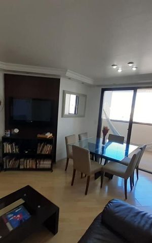 Apartamento à venda com 79m², 2 quartos e 1 vaga Apartamento à venda com 79m², 2 quartos e 1 vagaSala