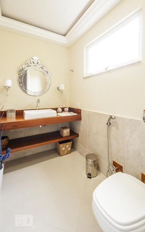 Casa de condomínio à venda com 300m², 4 quartos e 3 vagas