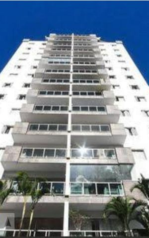 Apartamento para alugar com 123m², 3 quartos e 2 vagas Apartamento para alugar com 123m², 3 quartos e 2 vagasFachada