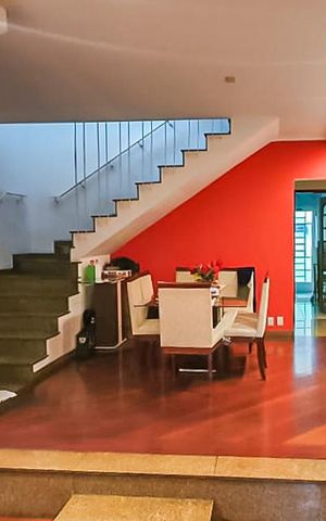 Casa à venda com 170m², 4 quartos e sem vagaSala