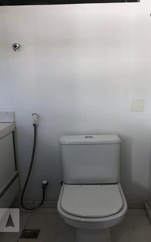 Apartamento à venda com 70m², 1 quarto e 1 vaga Apartamento à venda com 70m², 1 quarto e 1 vagaBanheiro