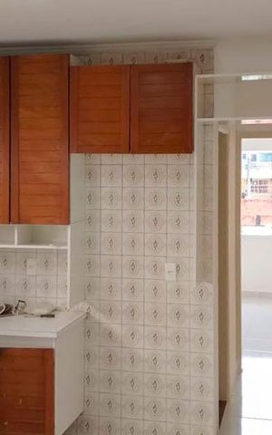 Casa à venda com 250m², 3 quartos e 6 vagas Casa à venda com 250m², 3 quartos e 6 vagasCozinha