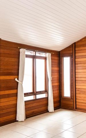 Casa de condomínio para alugar com 360m², 4 quartos e 2 vagas Casa de condomínio para alugar com 360m², 4 quartos e 2 vagasSala