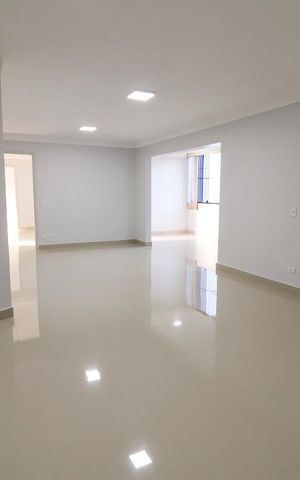 Apartamento para alugar com 160m², 4 quartos e 2 vagas Apartamento para alugar com 160m², 4 quartos e 2 vagasSala