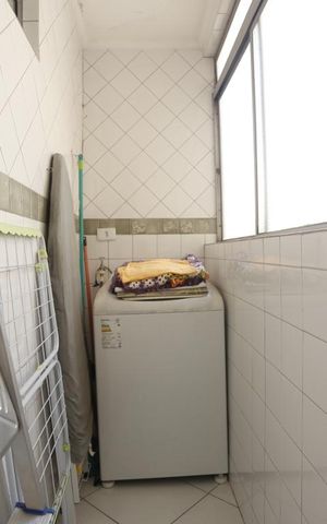 Apartamento à venda com 73m², 2 quartos e 1 vagaArea de serviço