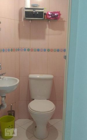 Apartamento à venda com 63m², 2 quartos e 1 vaga Apartamento à venda com 63m², 2 quartos e 1 vagaBanheiro Social