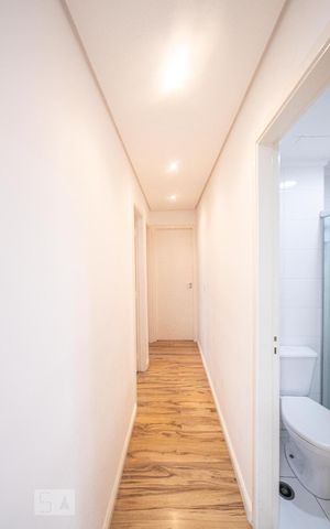 Apartamento à venda com 75m², 3 quartos e 1 vagaCorredor