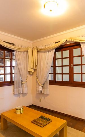 Casa de condomínio à venda com 600m², 5 quartos e 6 vagas Casa de condomínio à venda com 600m², 5 quartos e 6 vagasSala de jogos