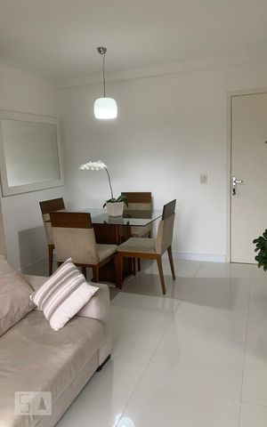 Apartamento à venda com 54m², 2 quartos e 1 vaga Apartamento à venda com 54m², 2 quartos e 1 vagaSala