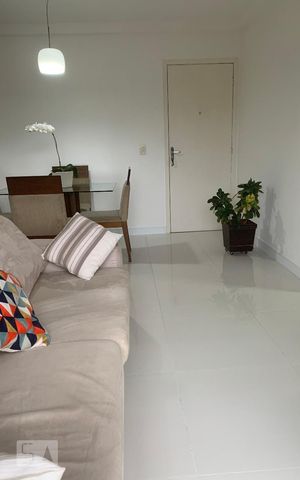 Apartamento à venda com 54m², 2 quartos e 1 vaga Apartamento à venda com 54m², 2 quartos e 1 vagaSala