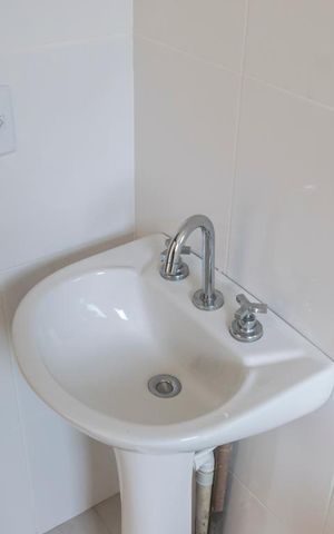 Casa de condomínio à venda com 70m², 3 quartos e 2 vagasQuarto 3 - Suíte/ Banheiro