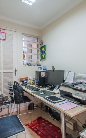 Apartamento à venda com 125m², 3 quartos e 2 vagasEscritório