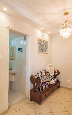 Apartamento à venda com 125m², 3 quartos e 2 vagasEntrada