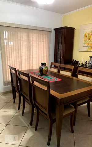 Casa à venda com 400m², 5 quartos e 2 vagas Casa à venda com 400m², 5 quartos e 2 vagasSala