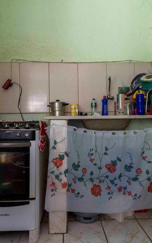 Casa à venda com 550m², 6 quartos e 4 vagas Casa à venda com 550m², 6 quartos e 4 vagasCozinha