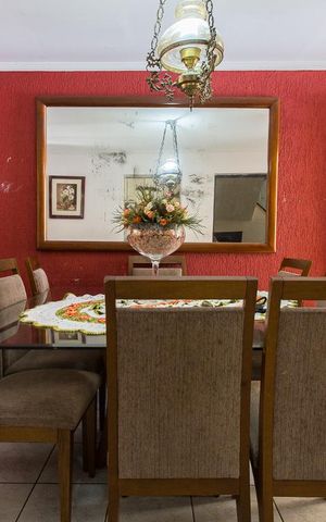 Casa à venda com 370m², 4 quartos e 3 vagasSala