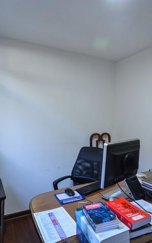 Casa para alugar com 500m², 4 quartos e 6 vagasEscritório