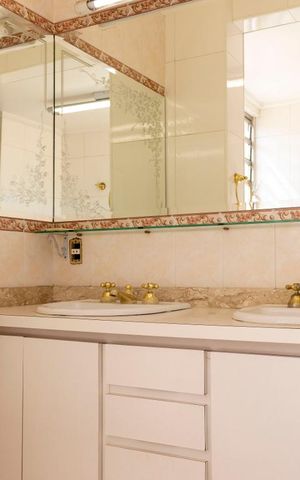 Apartamento à venda com 200m², 4 quartos e 2 vagasBanheiro da Suíte 2