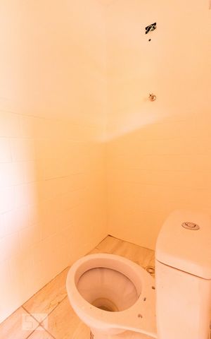 Casa à venda com 160m², 2 quartos e 2 vagasBanheiro