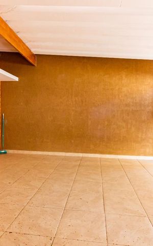 Casa à venda com 160m², 2 quartos e 2 vagasGaragem