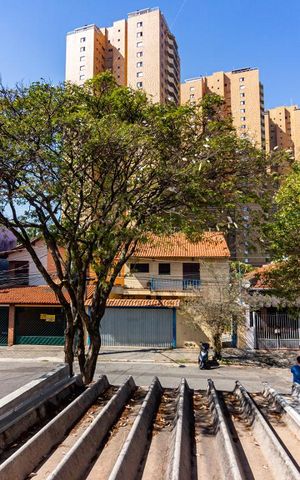 Casa à venda com 160m², 2 quartos e 2 vagasVista 