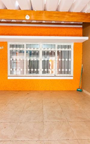 Casa à venda com 160m², 2 quartos e 2 vagasGaragem