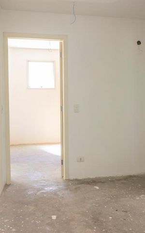 Casa para alugar com 400m², 4 quartos e 3 vagasCorredor quartos