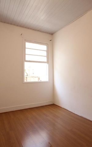 Casa para alugar com 110m², 2 quartos e 1 vagaQuarto2