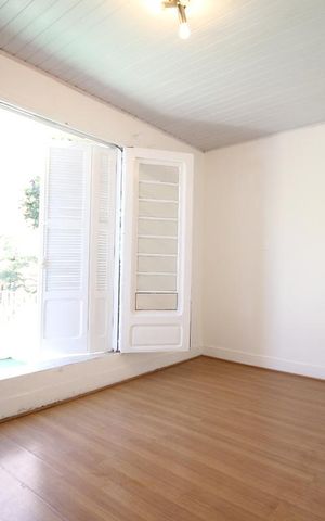 Casa para alugar com 110m², 2 quartos e 1 vagaQuarto1